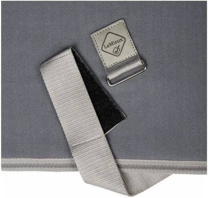 LeMieux Arika Jersey-Tek Fleece Rug - Grey-2