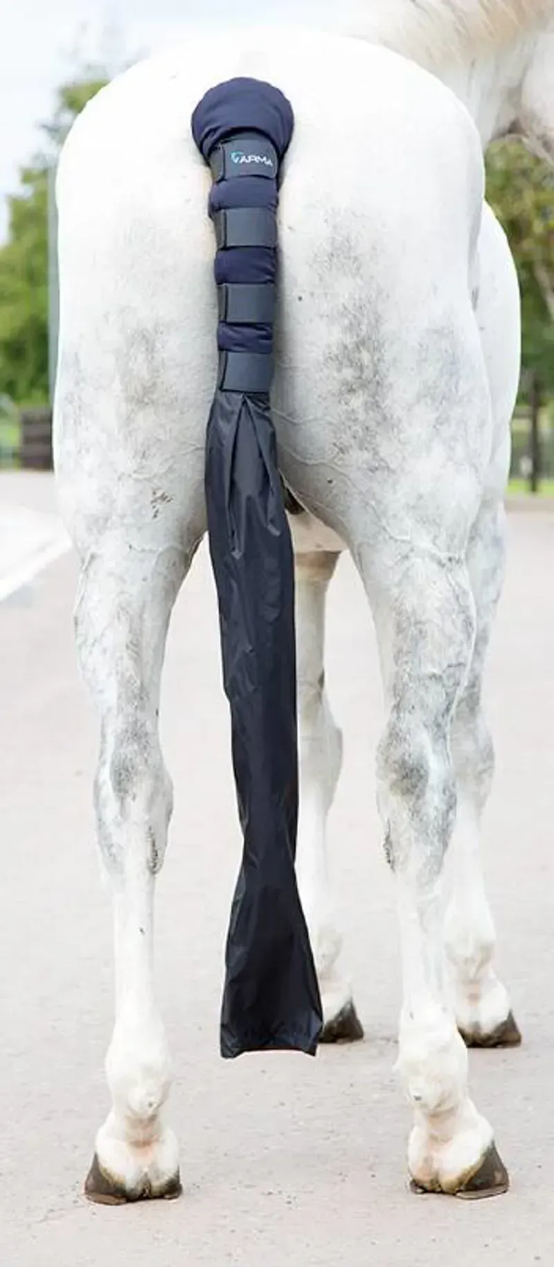 Shires Arma Padded Tail Guard With Bag - Navy-1
