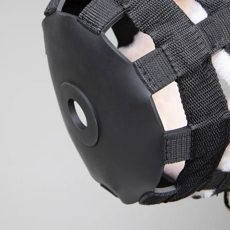 Shires Freegraze Deluxe Comfort Grazing Muzzle - Black-2